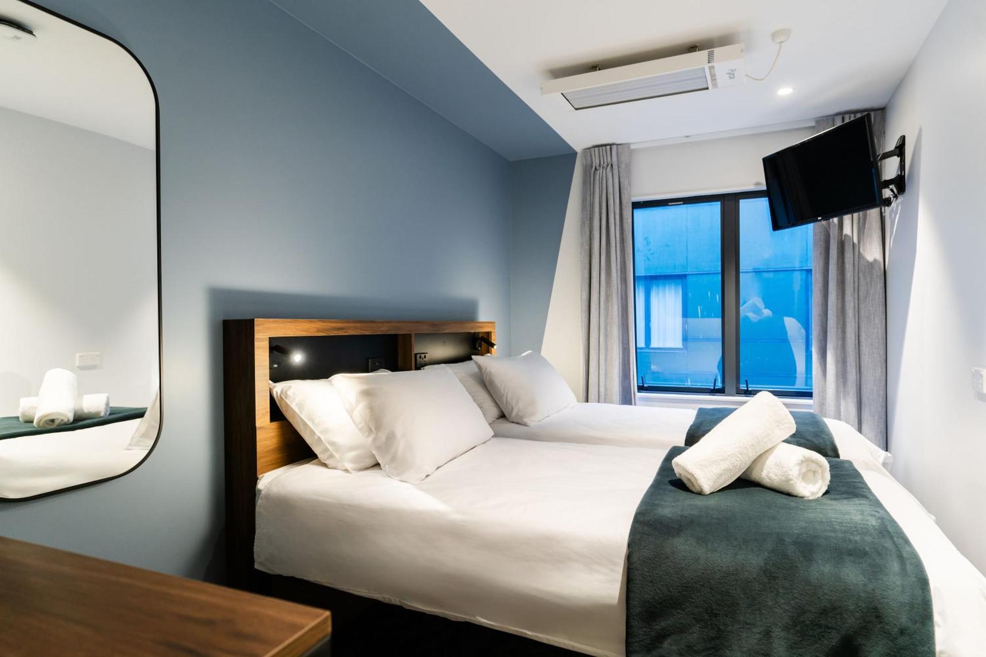 A Pousada Haka House Wellington Exterior foto A room at the hotel